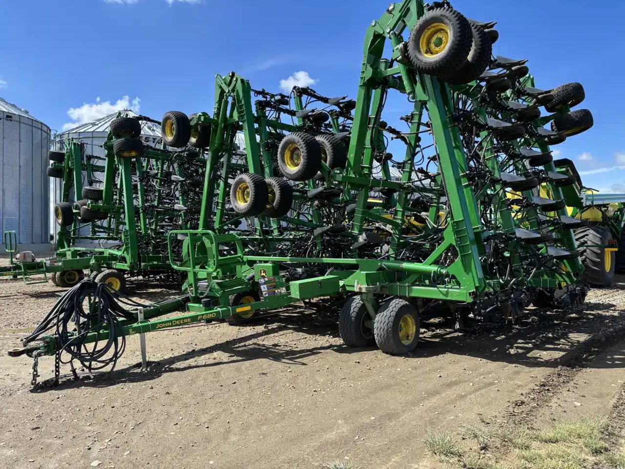 2024 John Deere P680 Semoir à air