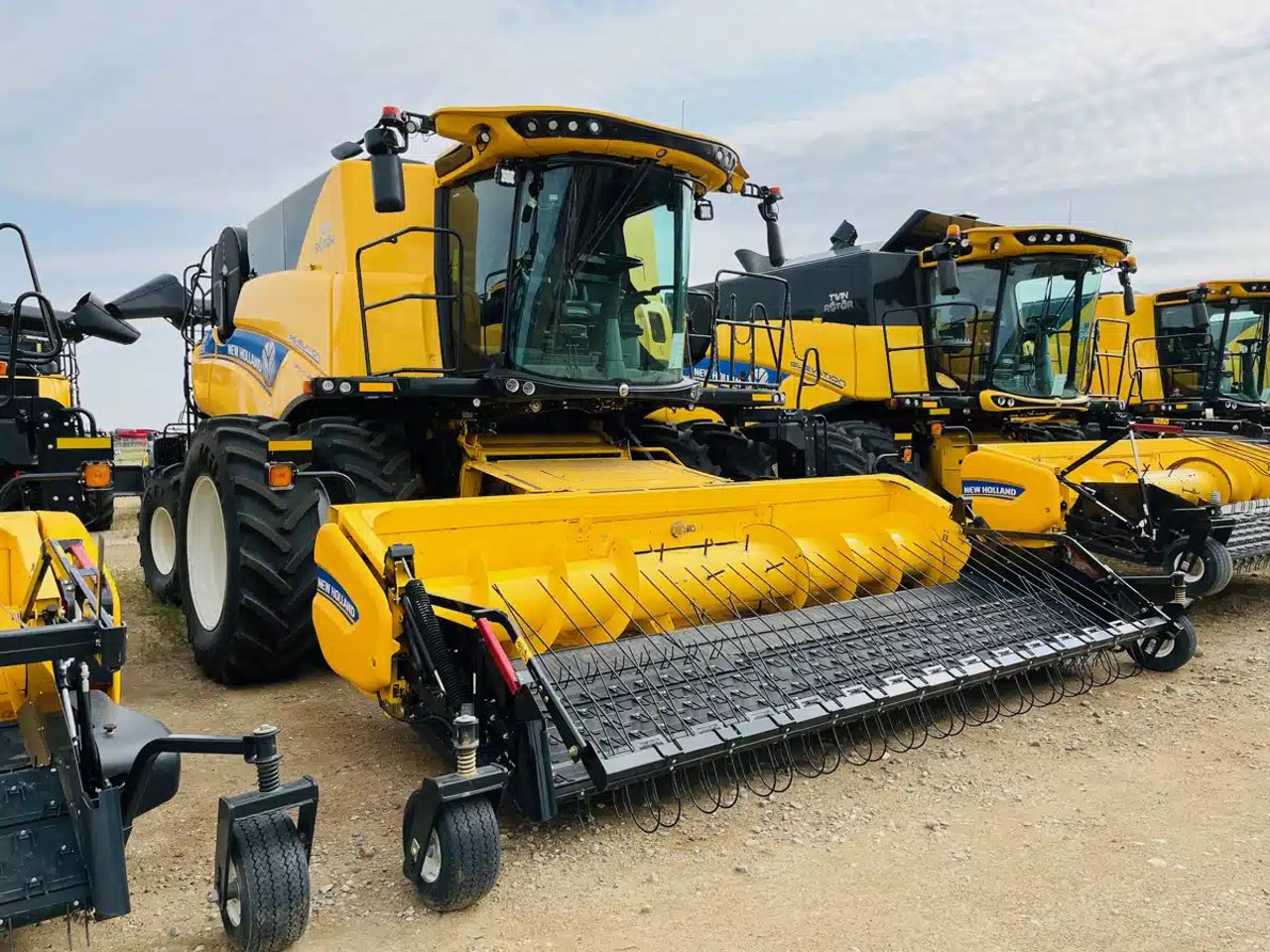 2023 New Holland CR9.90Z Batteuse
