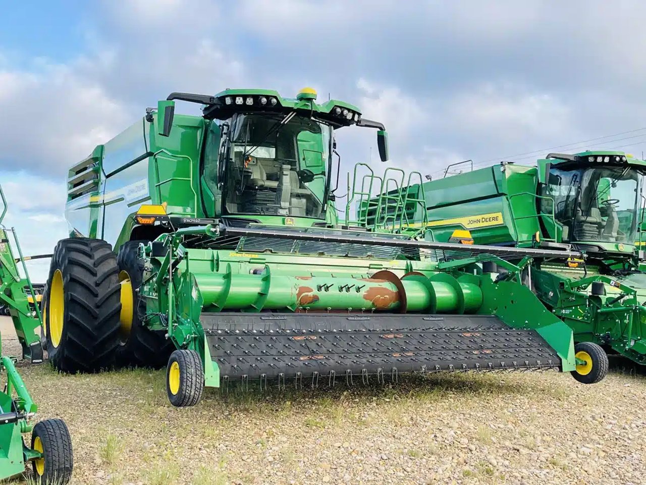 2022 John Deere X9 1100 Batteuse