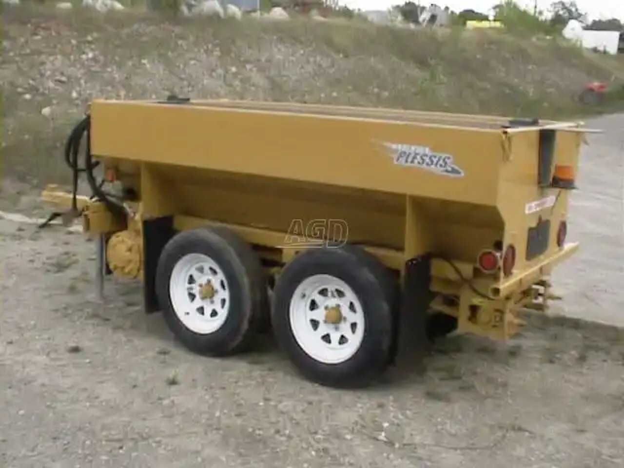 Metal Pless SM1500 Épandeur de sel et de sable