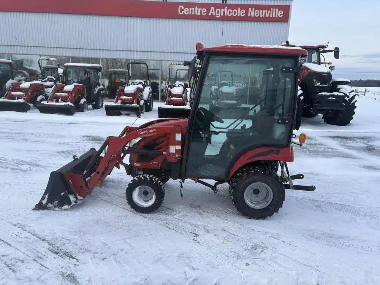 2021 Mahindra EMAX 20S Tracteur