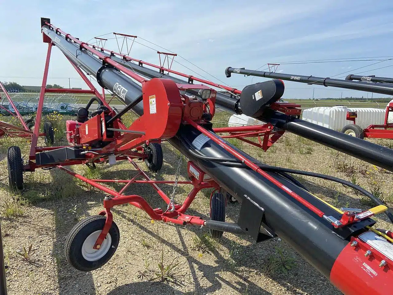 2025 AGI XTA 10-46 Vis à grain