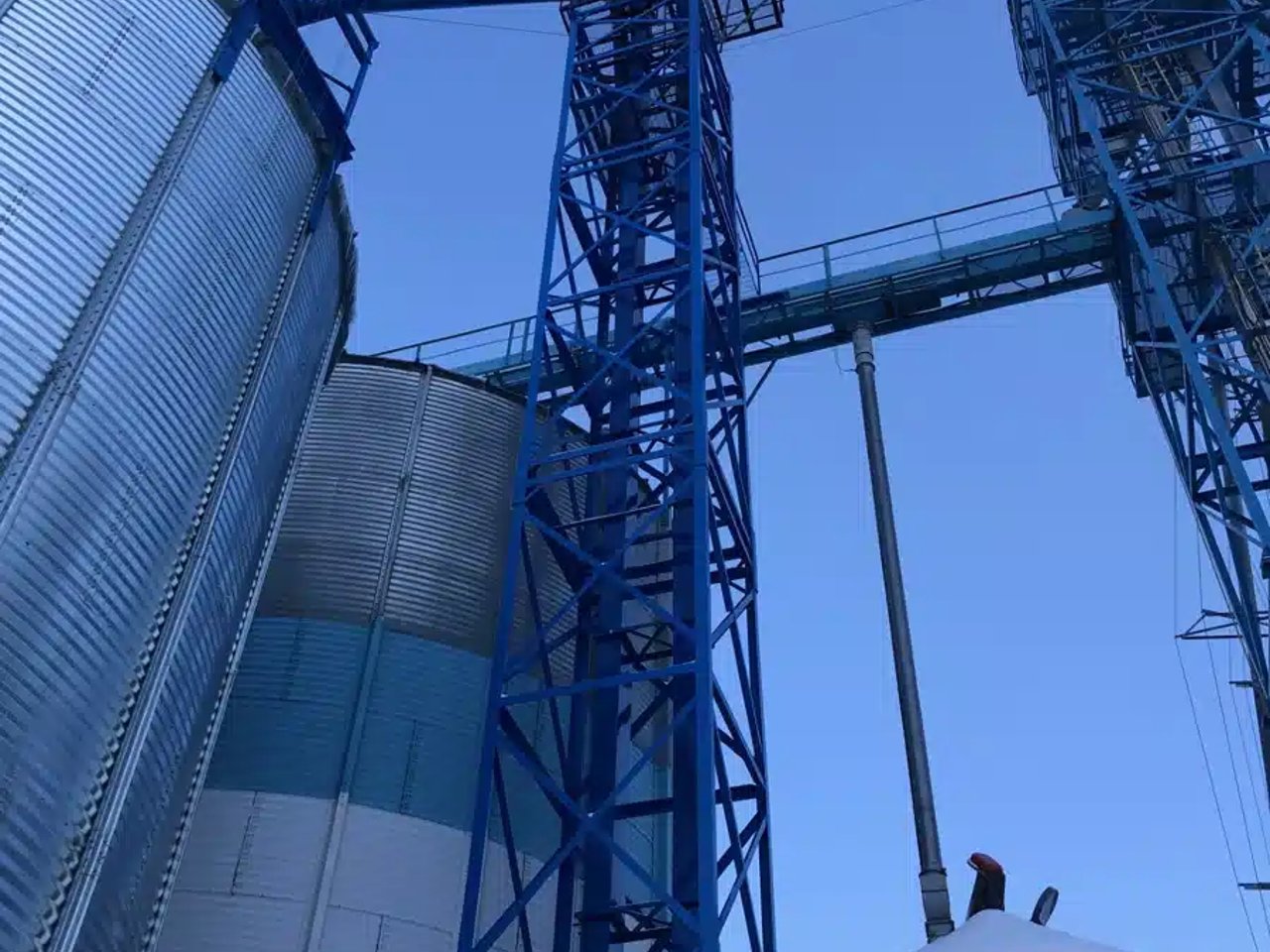 Norstar Industries 1200 Series Sèchoir à grain