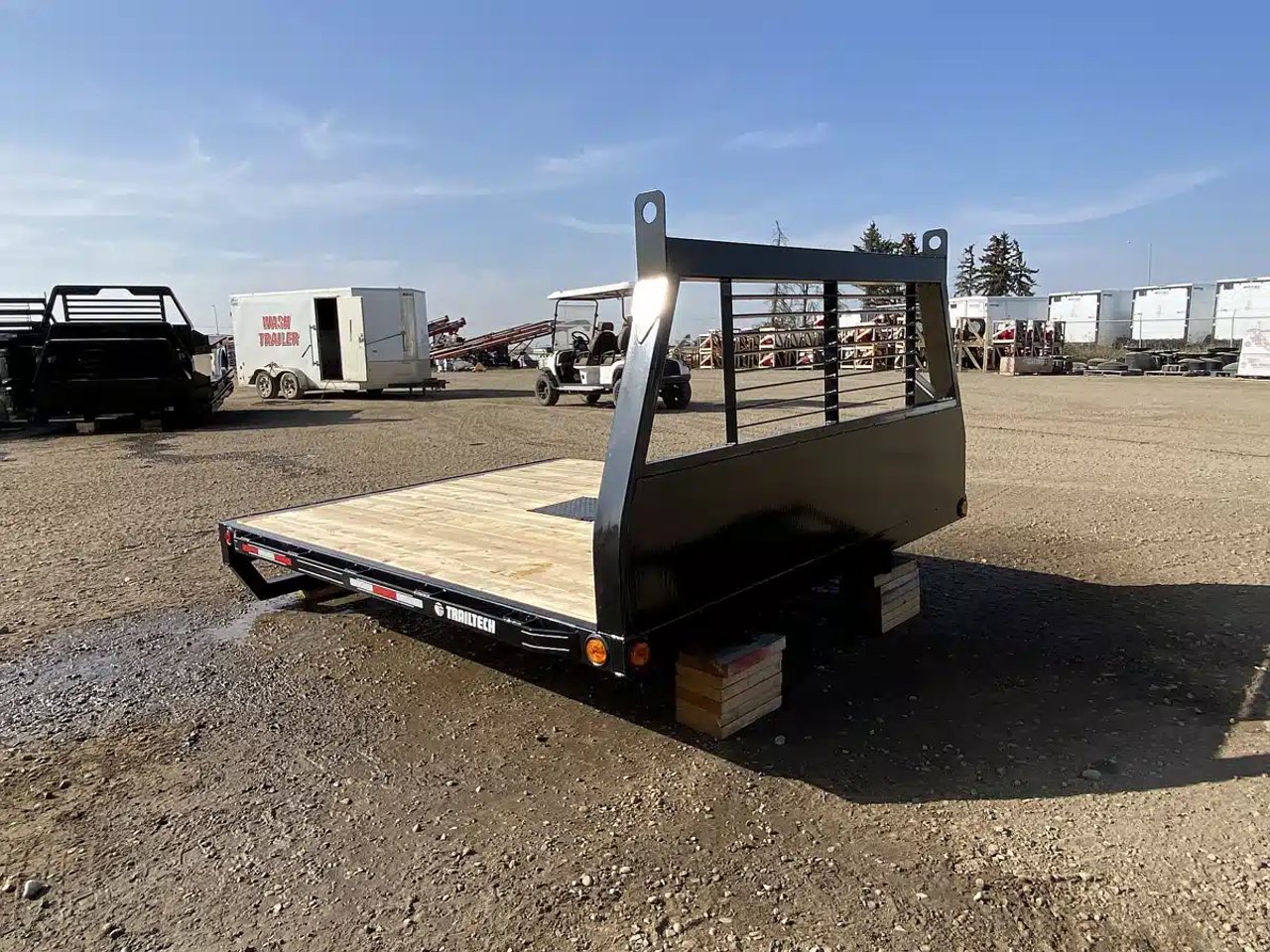 2025 Trailtech MLC8634-75W Camion - Plateforme