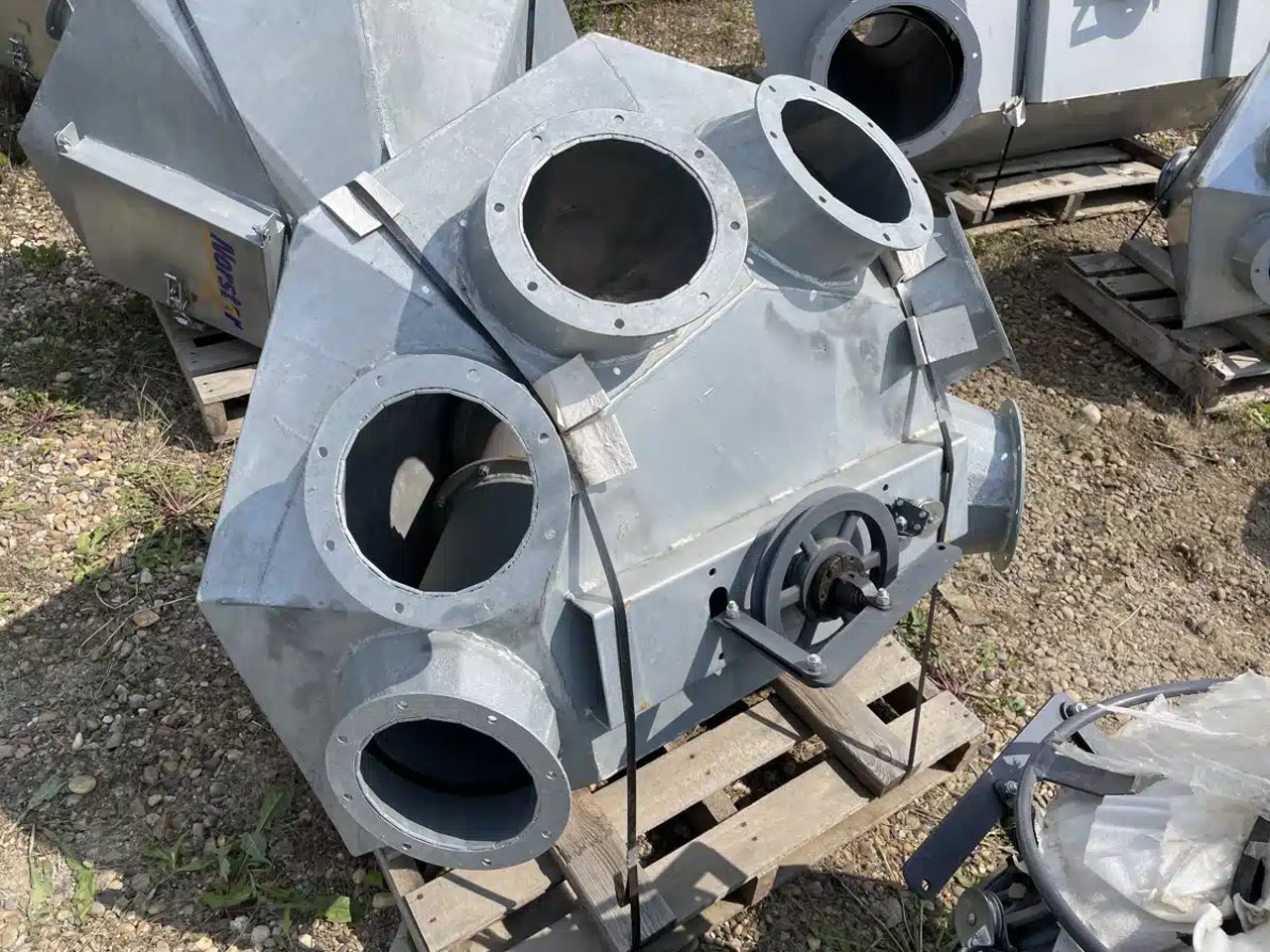 2022 Norstar Industries 8' Nettoyeur à grain