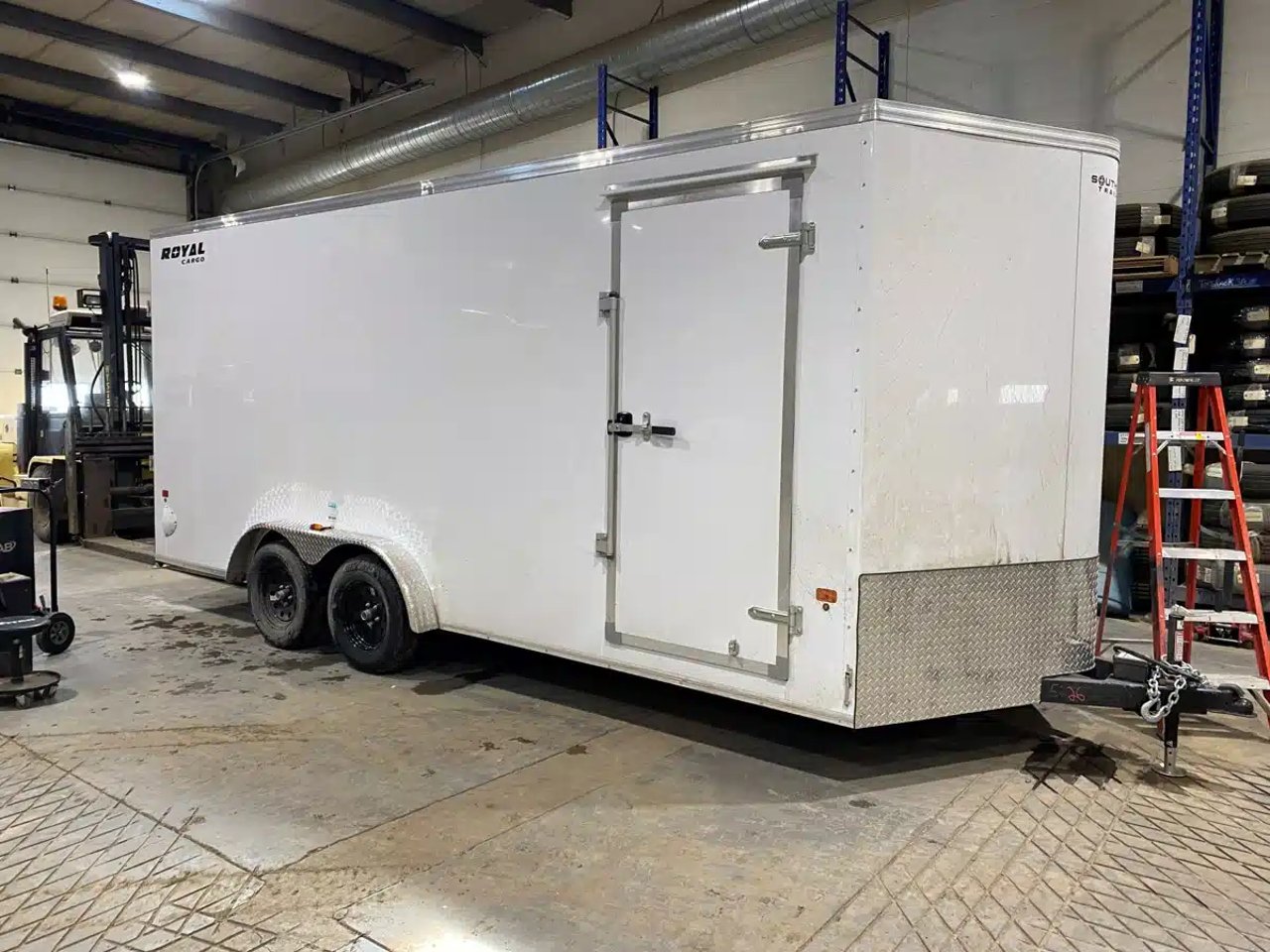 2026 Royal Cargo LCHT35-7.520V-86 Remorque fermée