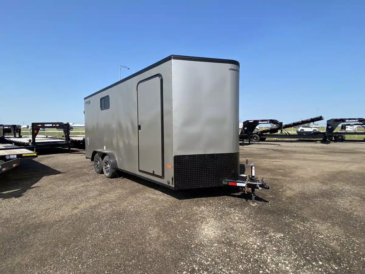 2026 Royal Cargo LCHT35-7.520V-86 Remorque fermée
