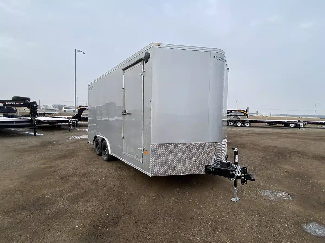 2027 Royal Cargo LCHT52-818V-86 Trailer