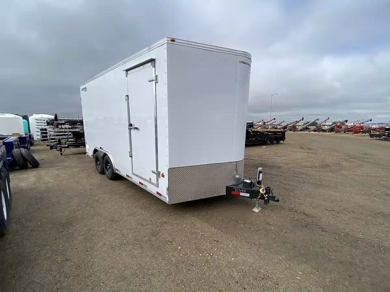 2027 Royal Cargo LCHT52-818V-6 Trailer