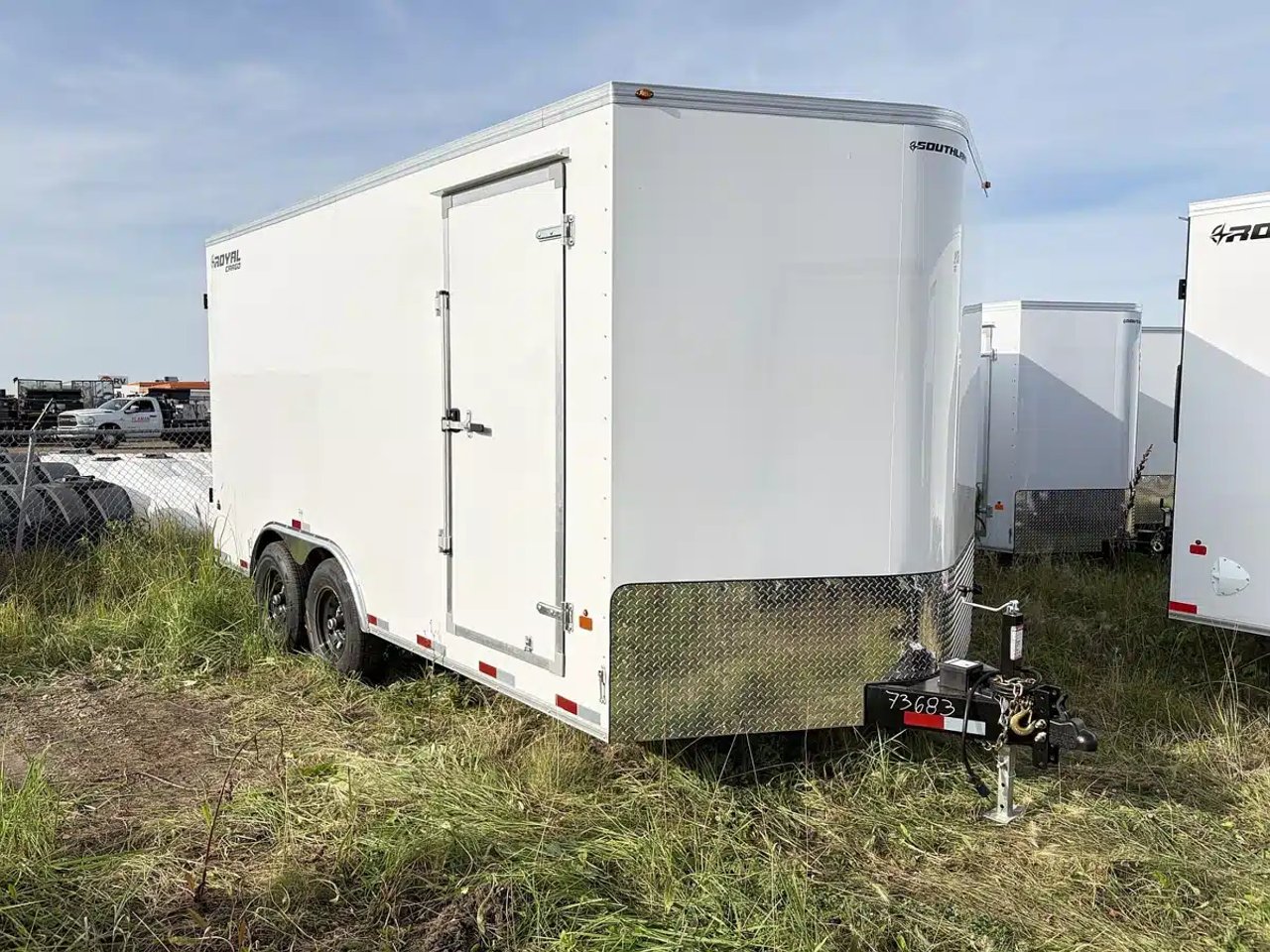 2027 Royal Cargo LCHT60-818V-86 Remorque fermée