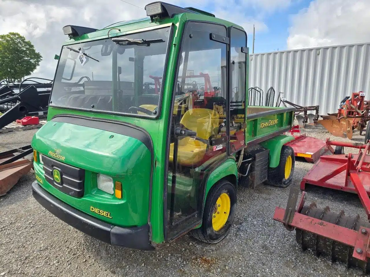 John Deere PROGATOR 2030A Véhicule utilitaire