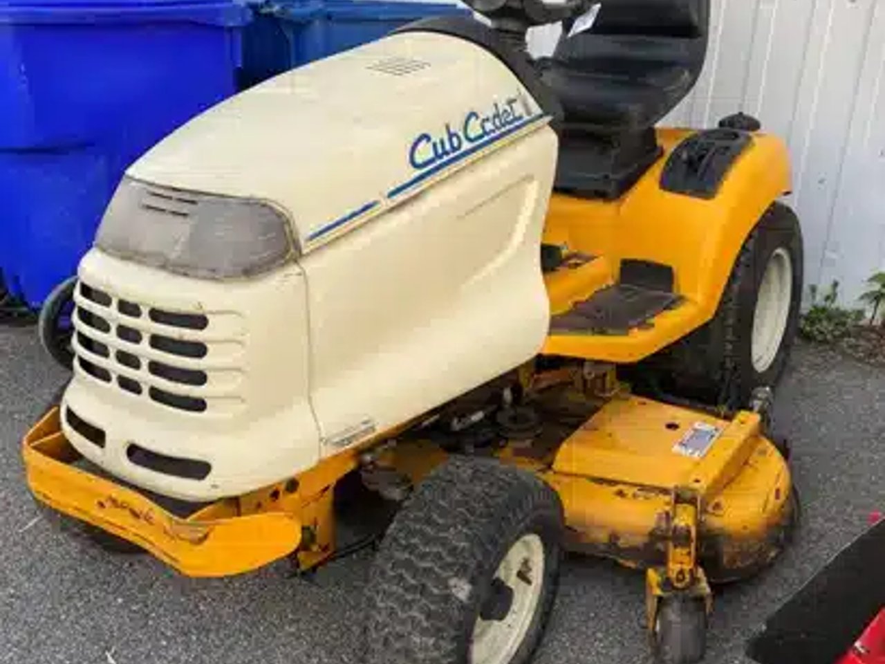 Cub Cadet 3235 Tracteur à pelouse
