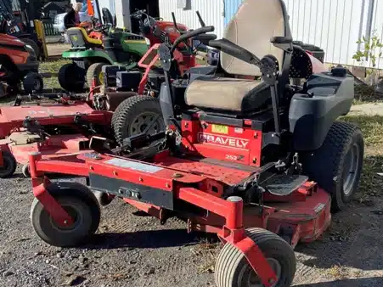 2008 Gravely PM252 Tondeuse à rayon de braquage zéro