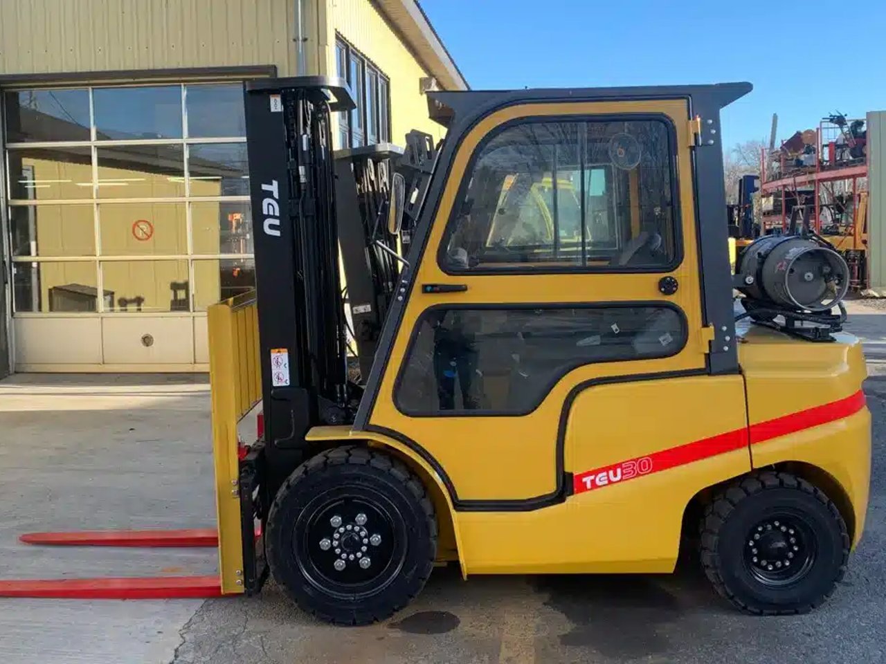 2022 TEU PRO 30 chariot élévateur