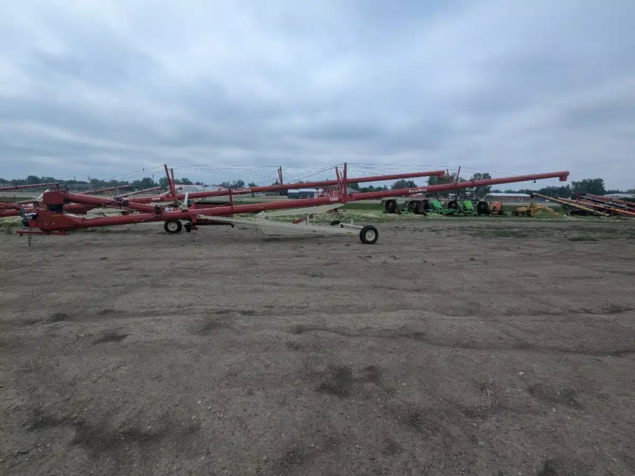 2025 Farm King 1385 Vis à grain
