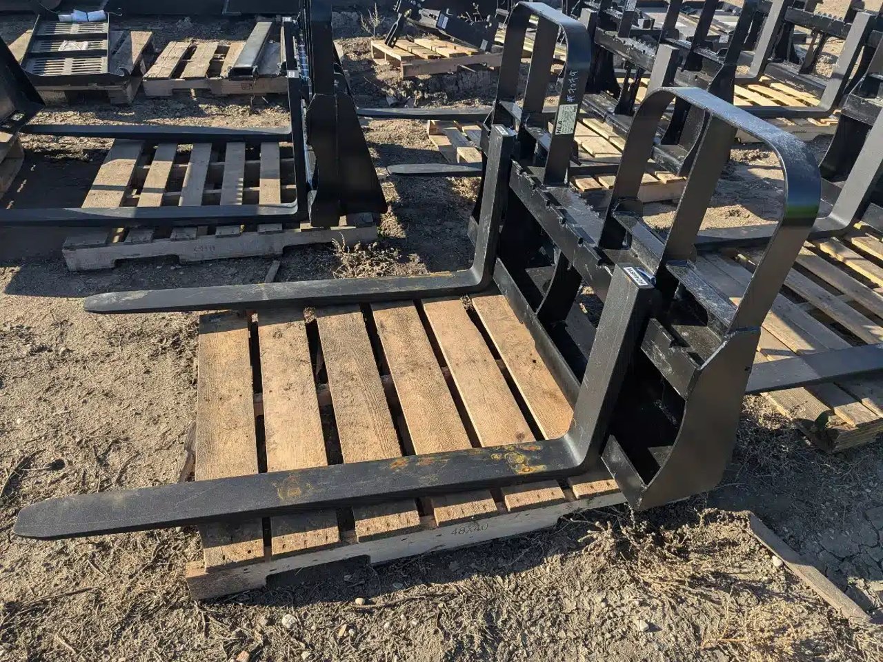 2025 HLA Attachments HD42BO500 Godet (bucket)