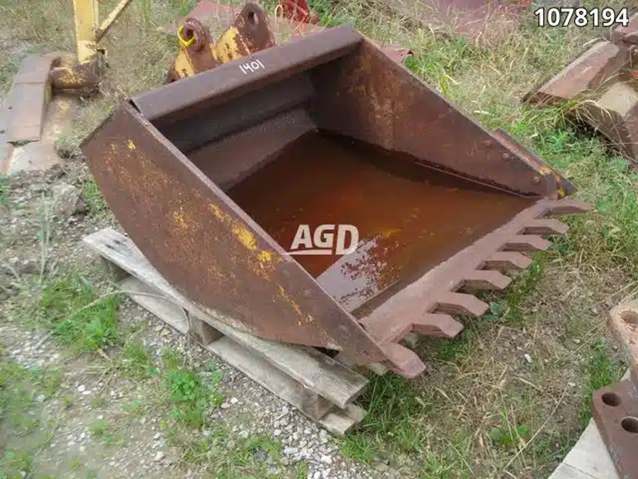 36" Godet (bucket)