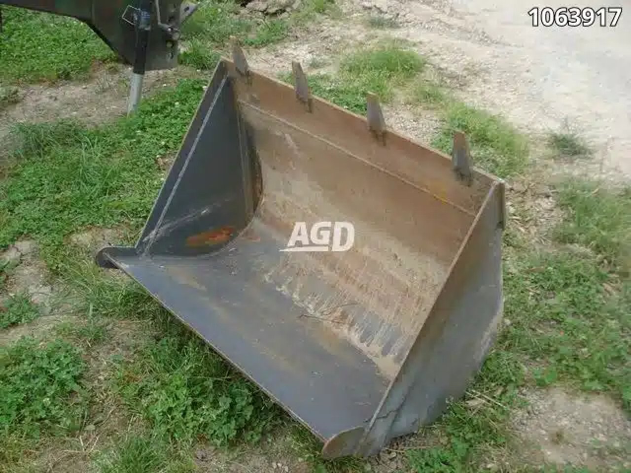 36" Godet (bucket)