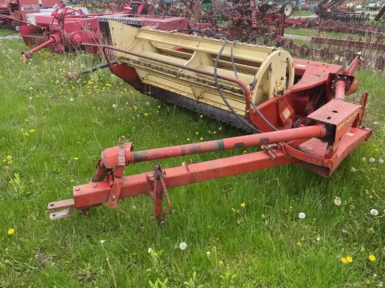 New Holland 477 Faucheuse-conditionneuse