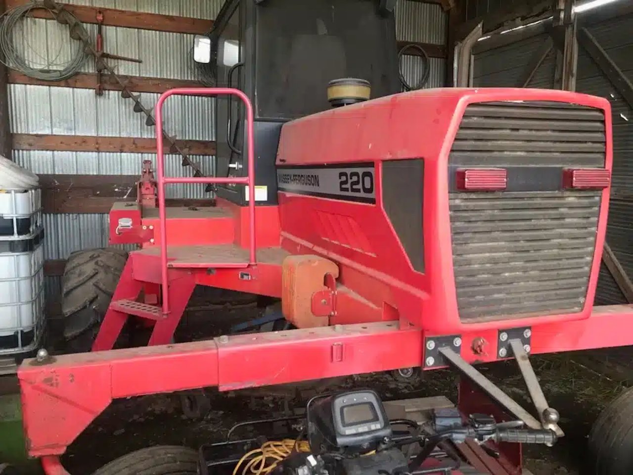 1993 Massey Ferguson 220 Andaineur