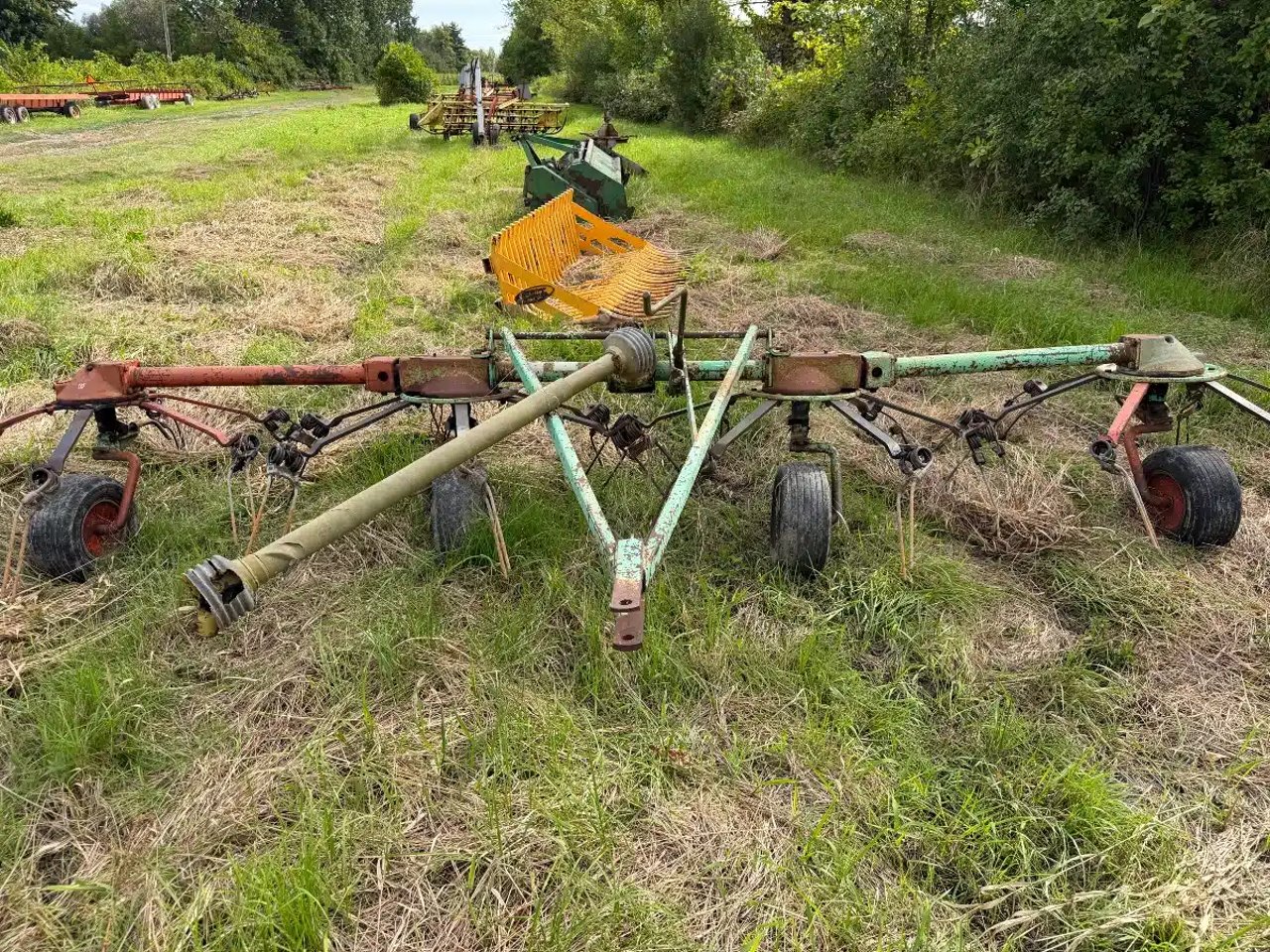 Deutz Fahr KH500 Tedder
