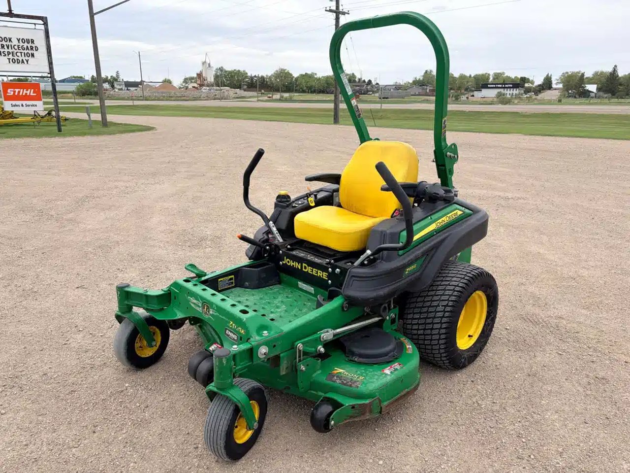 2018 John Deere Z915E Tondeuse à rayon de braquage zéro