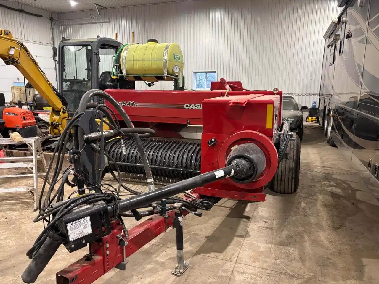 2021 Case IH SB541 presse à balle carrée - petite