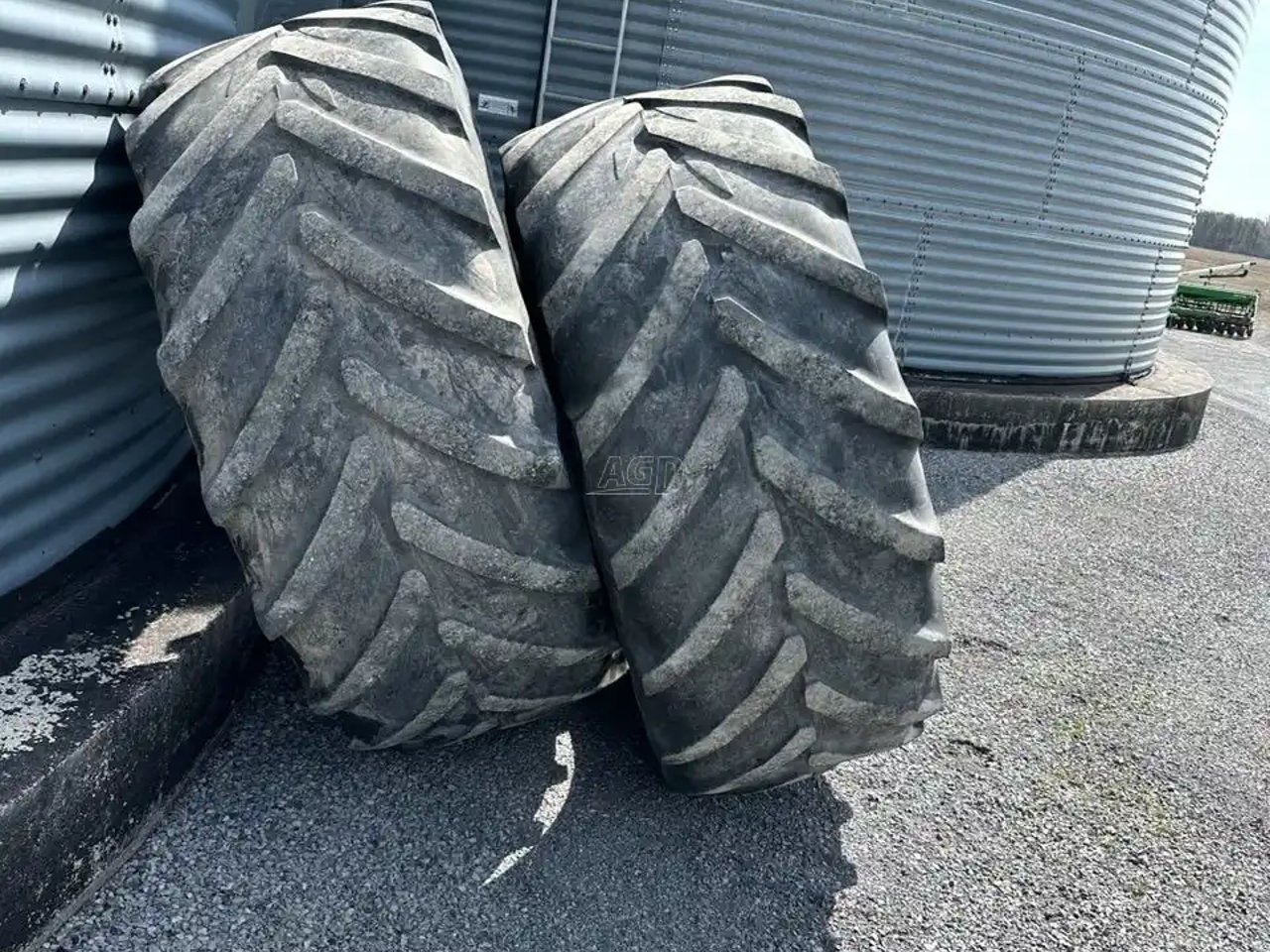 2011 Michelin VK710/60R42 Pneus