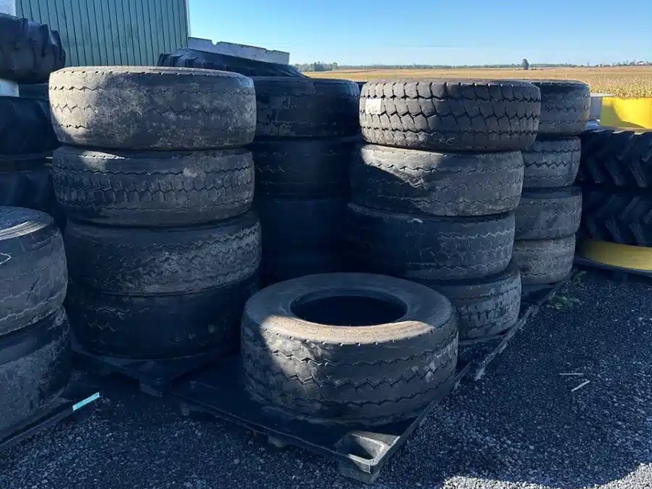 2020 Goodyear 425/65R22.5 Pneus