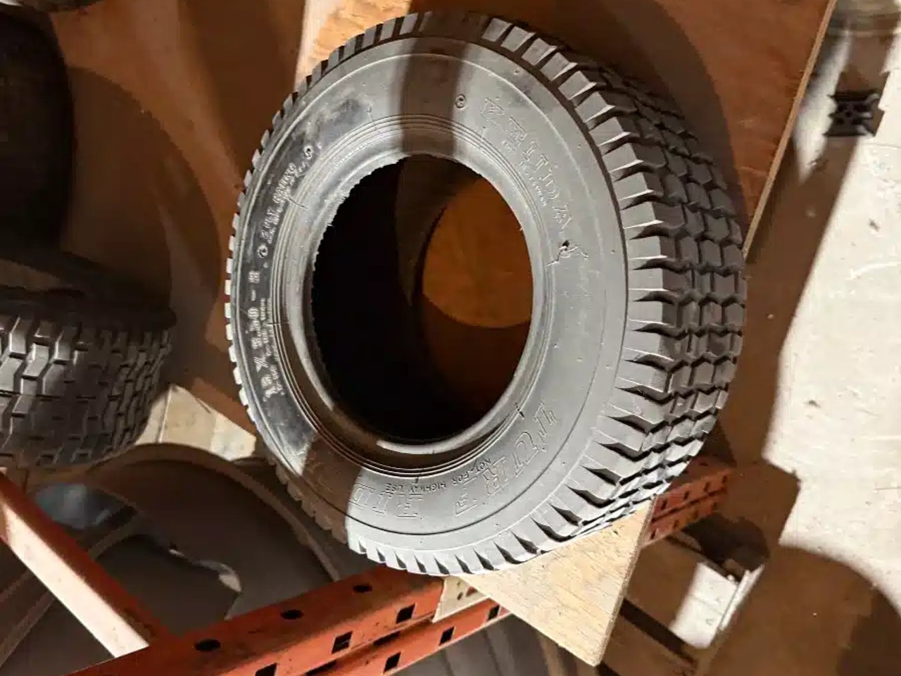 Goodyear 16x6.50-8 Pneus