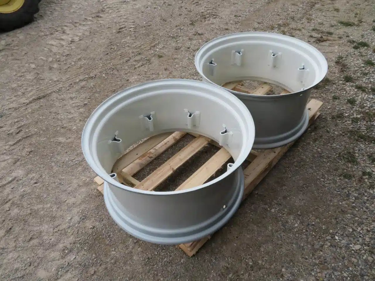 John Deere 15X30 8 Lug jantes