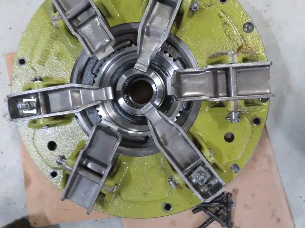 1975 John Deere Perma Clutch pièces - neuves et usagées