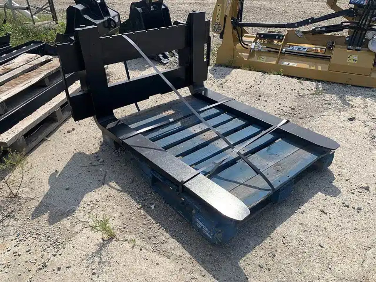 2023 Yanmar ISOV10FORKSV Fourche à palette