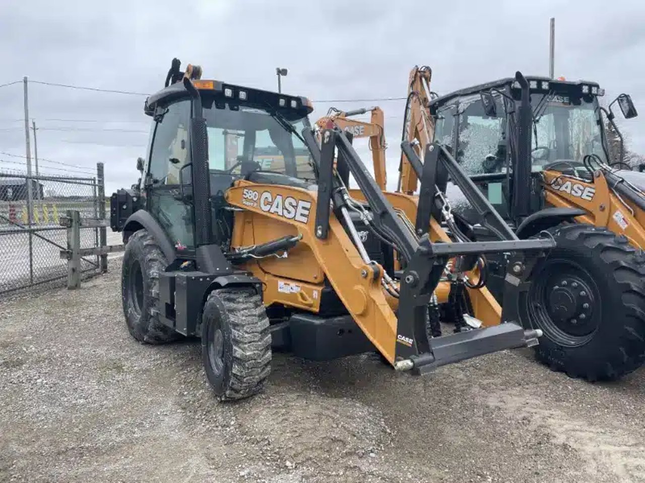 2025 Case 580SN Rétrocaveuse