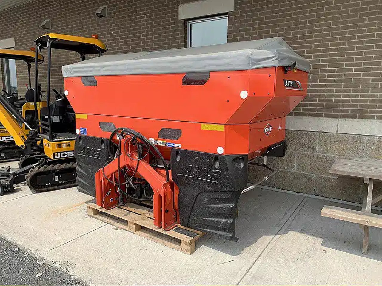2025 Kuhn AXIS 40.2 épandeur à engrais