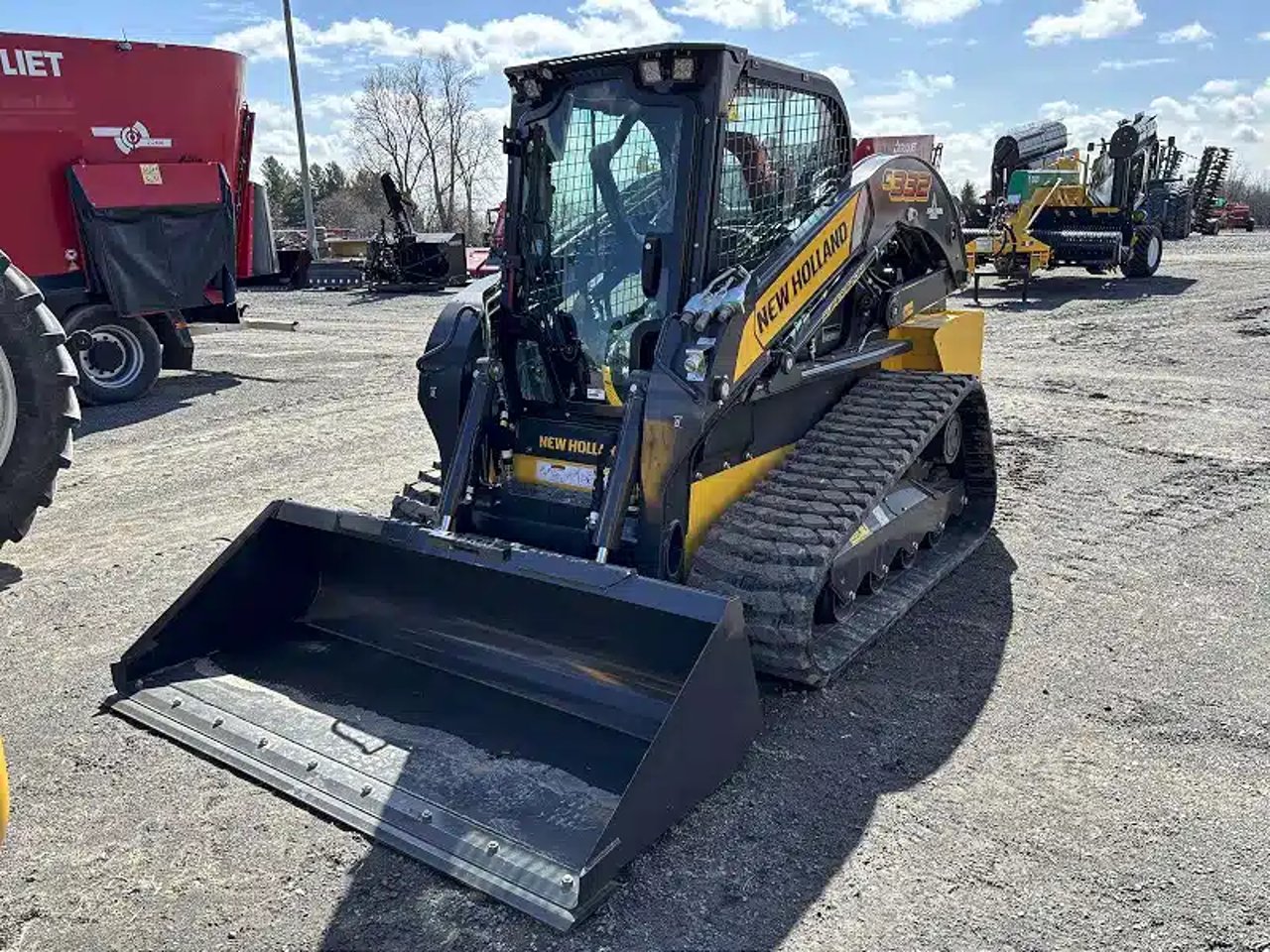 2026 New Holland C332 Chargeur sur chenilles