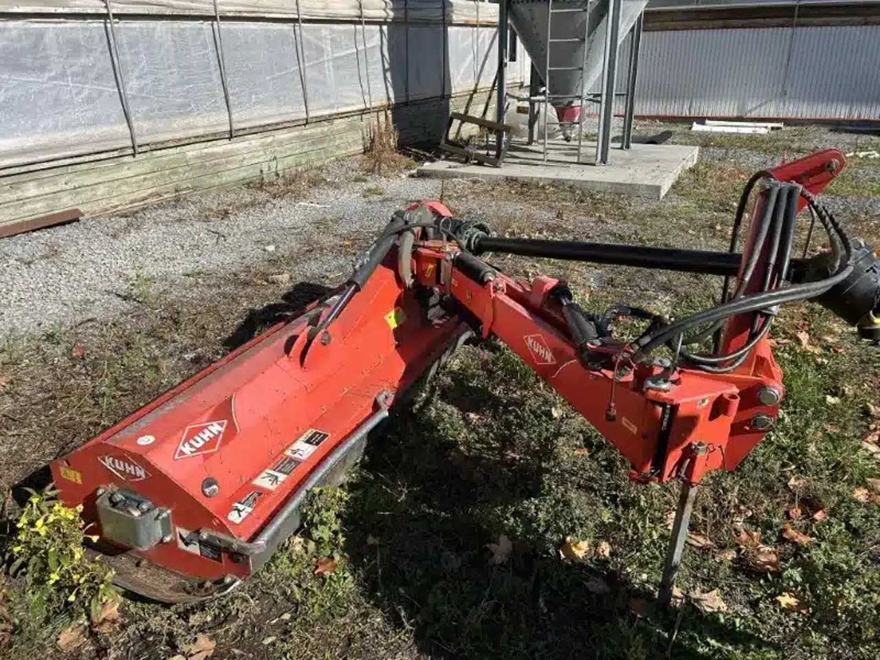 2018 Kuhn TB211 Faucheuse à fléaux