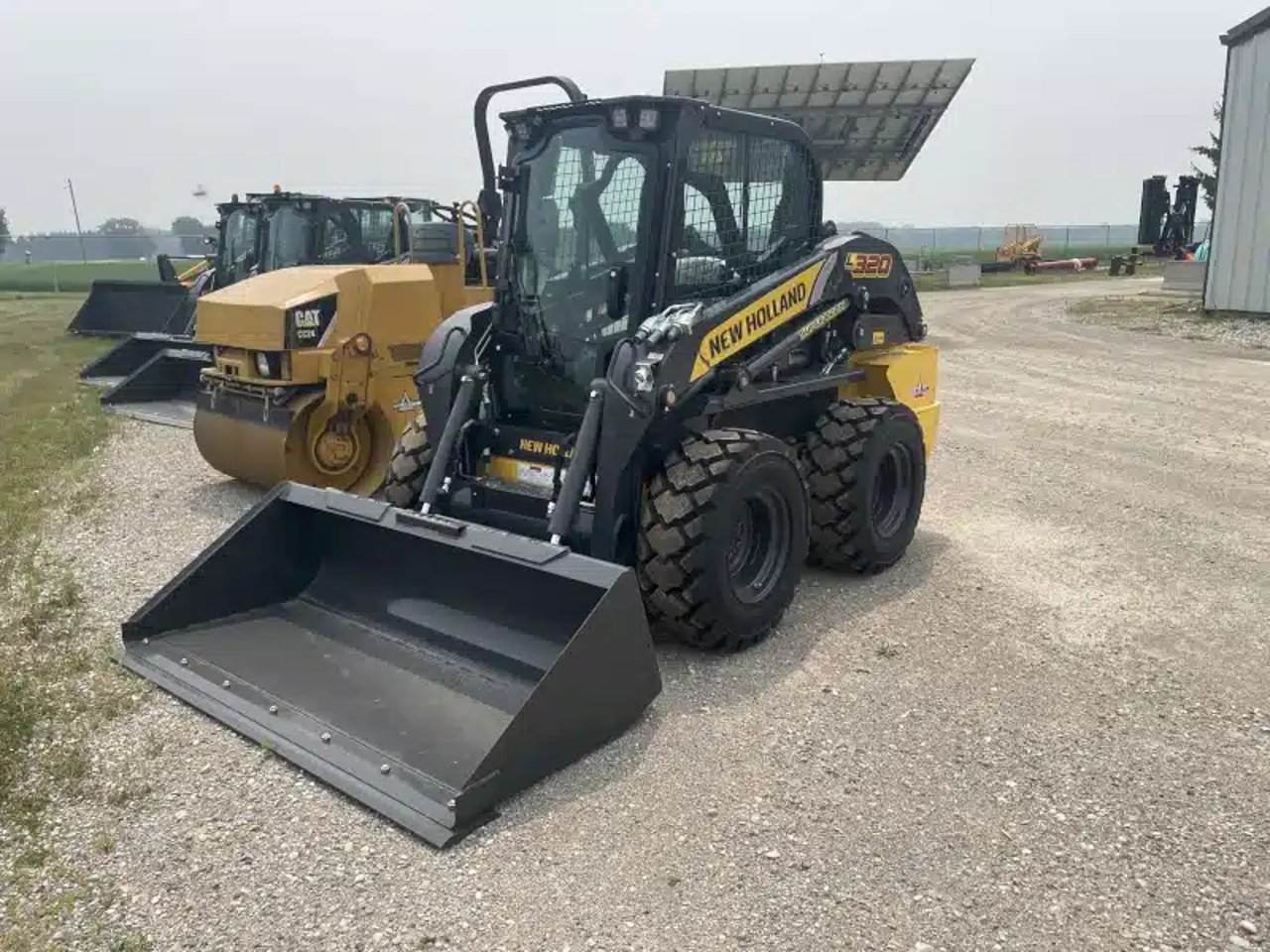 2026 New Holland L320 RG-NA chargeuse à direction à glissement