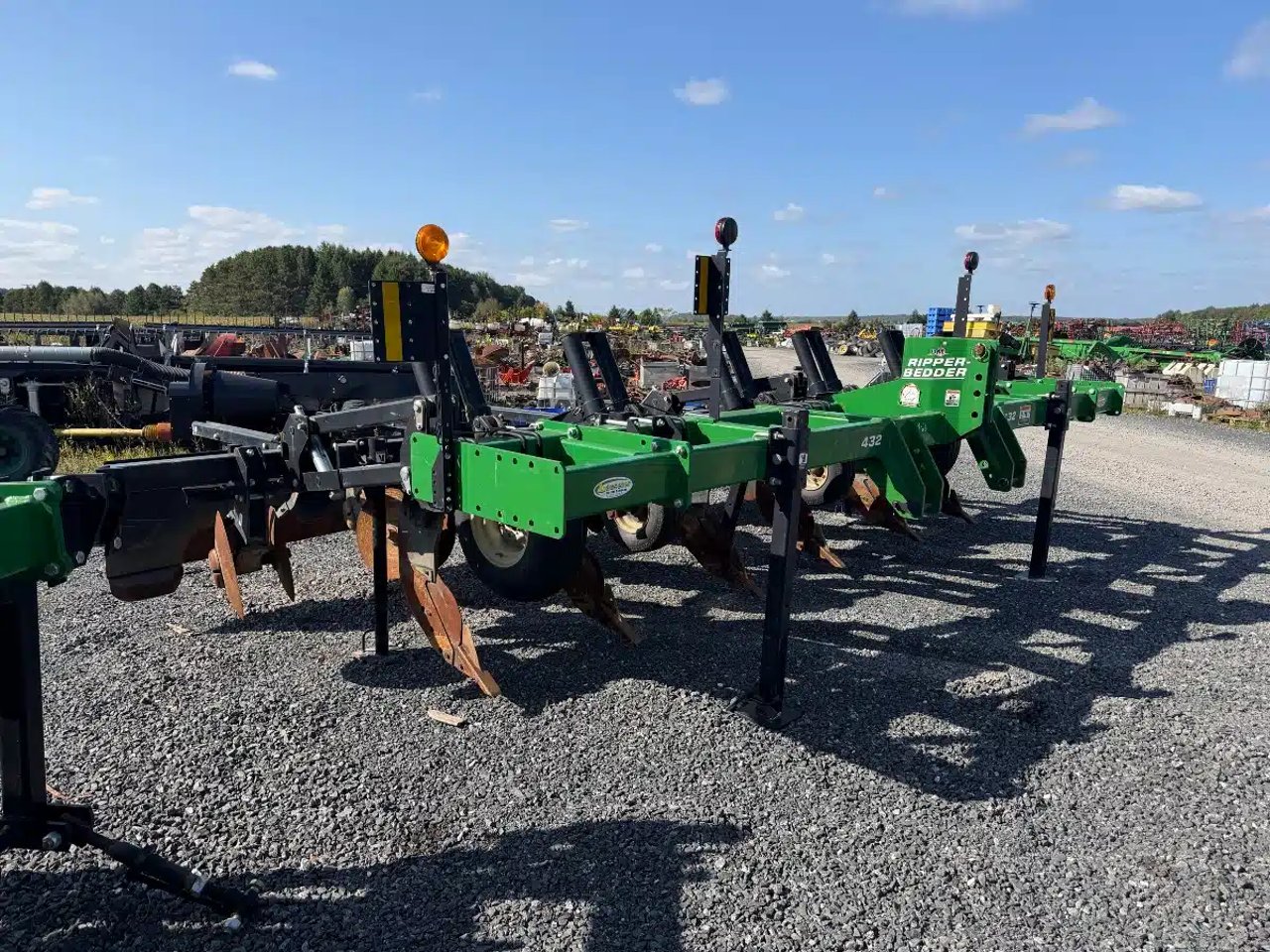 2024 Unverferth Ripper Bedder 432 Sous-soleuse