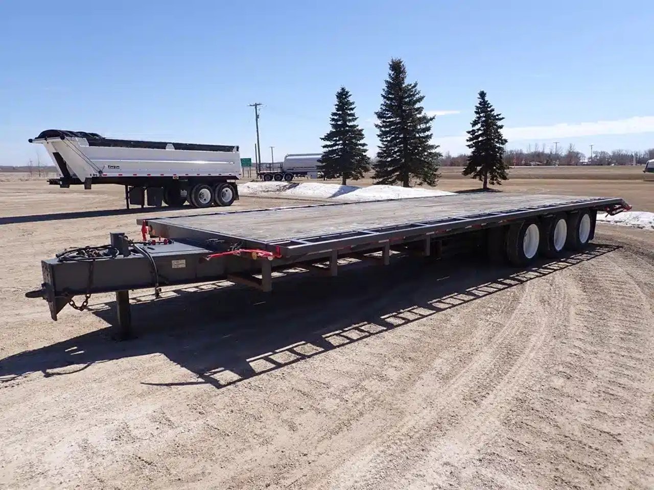 1999 Trailtech 32FT 35Ton Tridem Remorque surbaissée