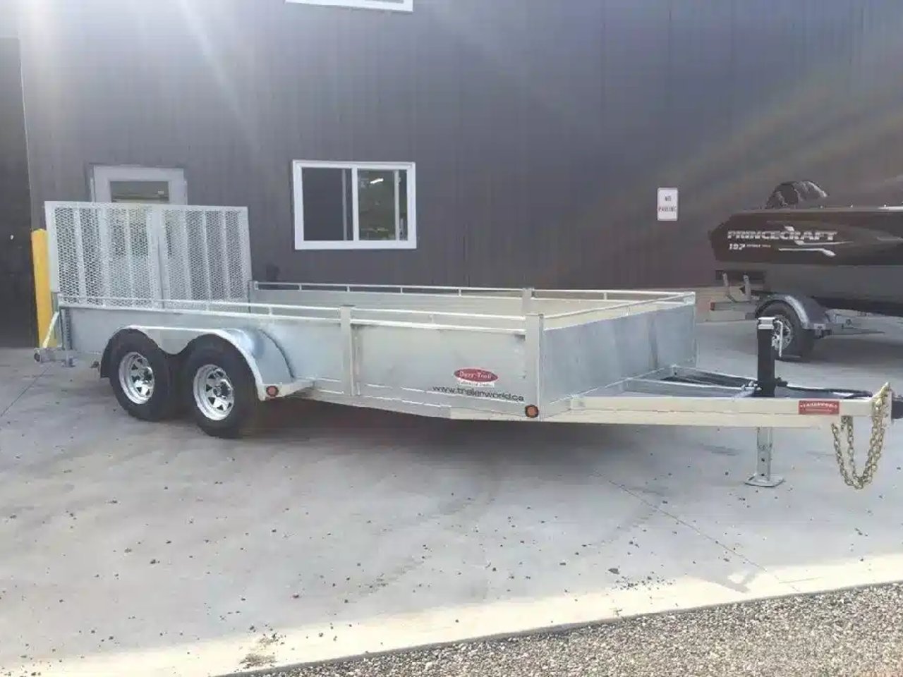 DLL8216DE2 Trailer