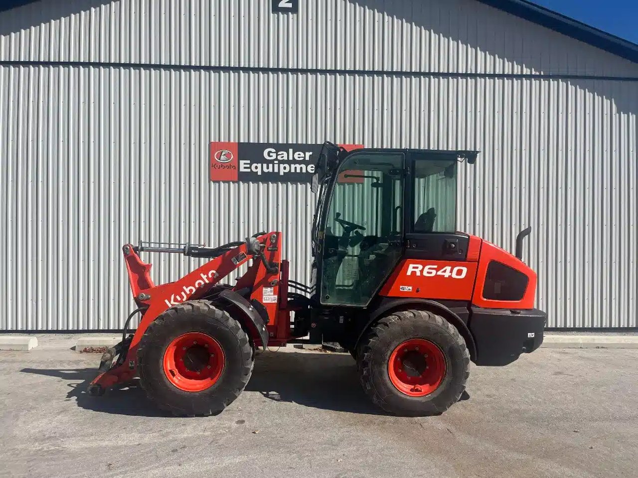 2023 Kubota R640 Chargeur sur roues