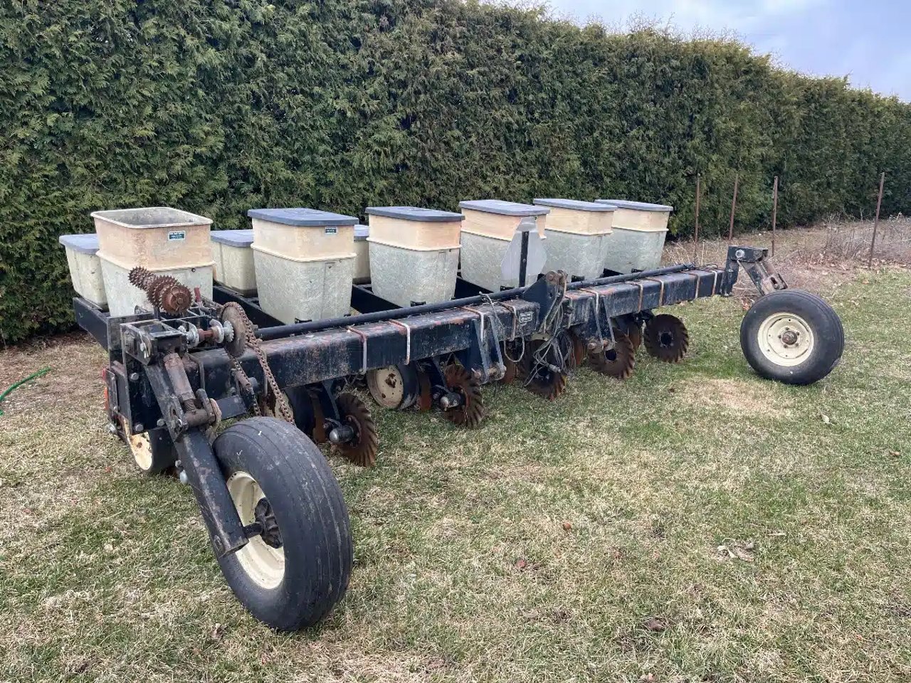 Unverferth 3pt Hitch Planteur