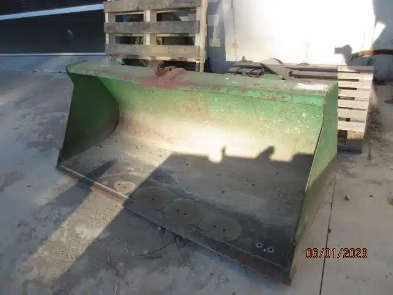 John Deere 66 INCH Godet (bucket)