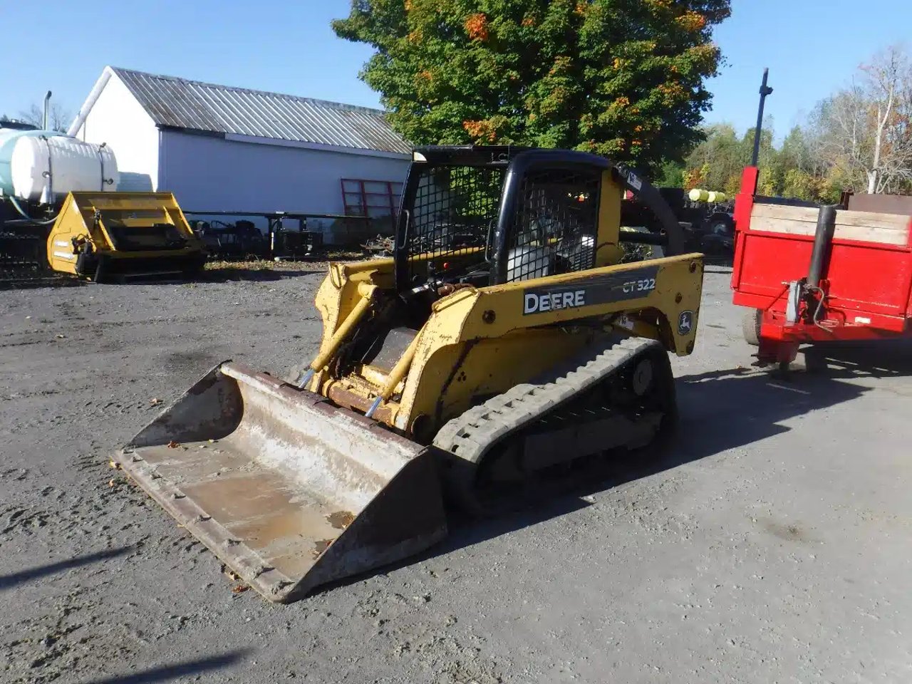 2006 John Deere CT322 chargeuse à direction à glissement
