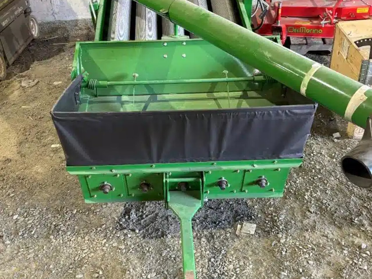 2023 Kwik Kleen 572 Nettoyeur à grain