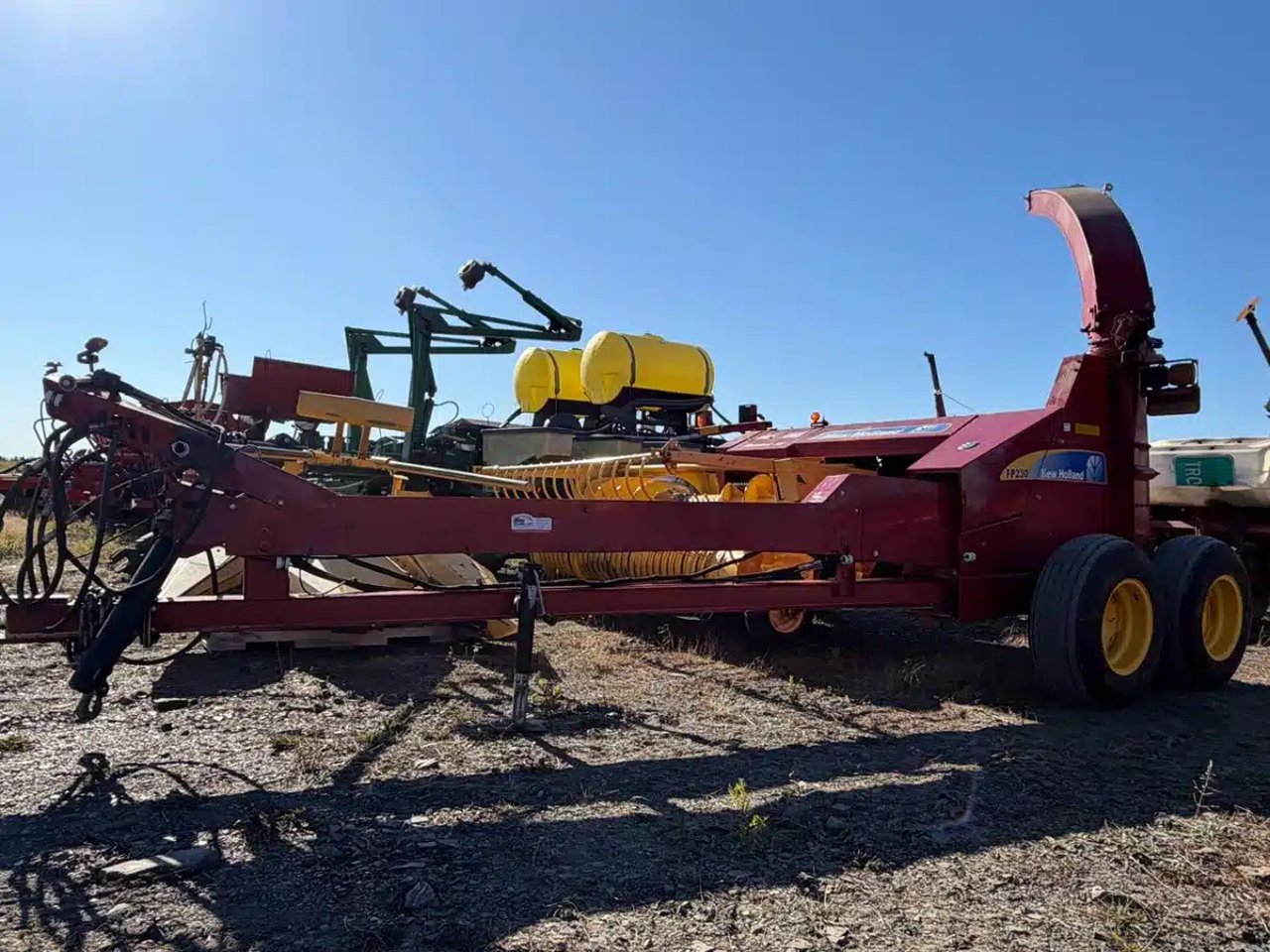 2003 New Holland FP230 Fourragère