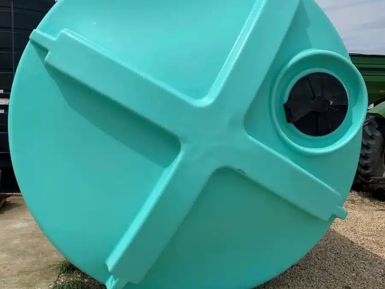 Enduraplas 5,500USG Green Cone Bottom Storage Réservoir