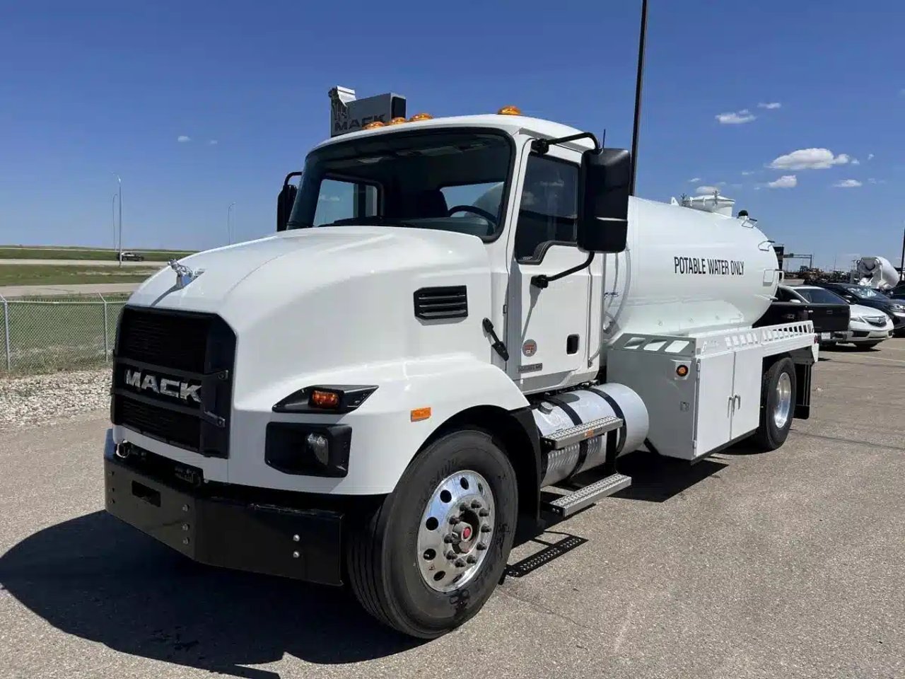 2026 Mack MD7 Truck Cab & Chassis