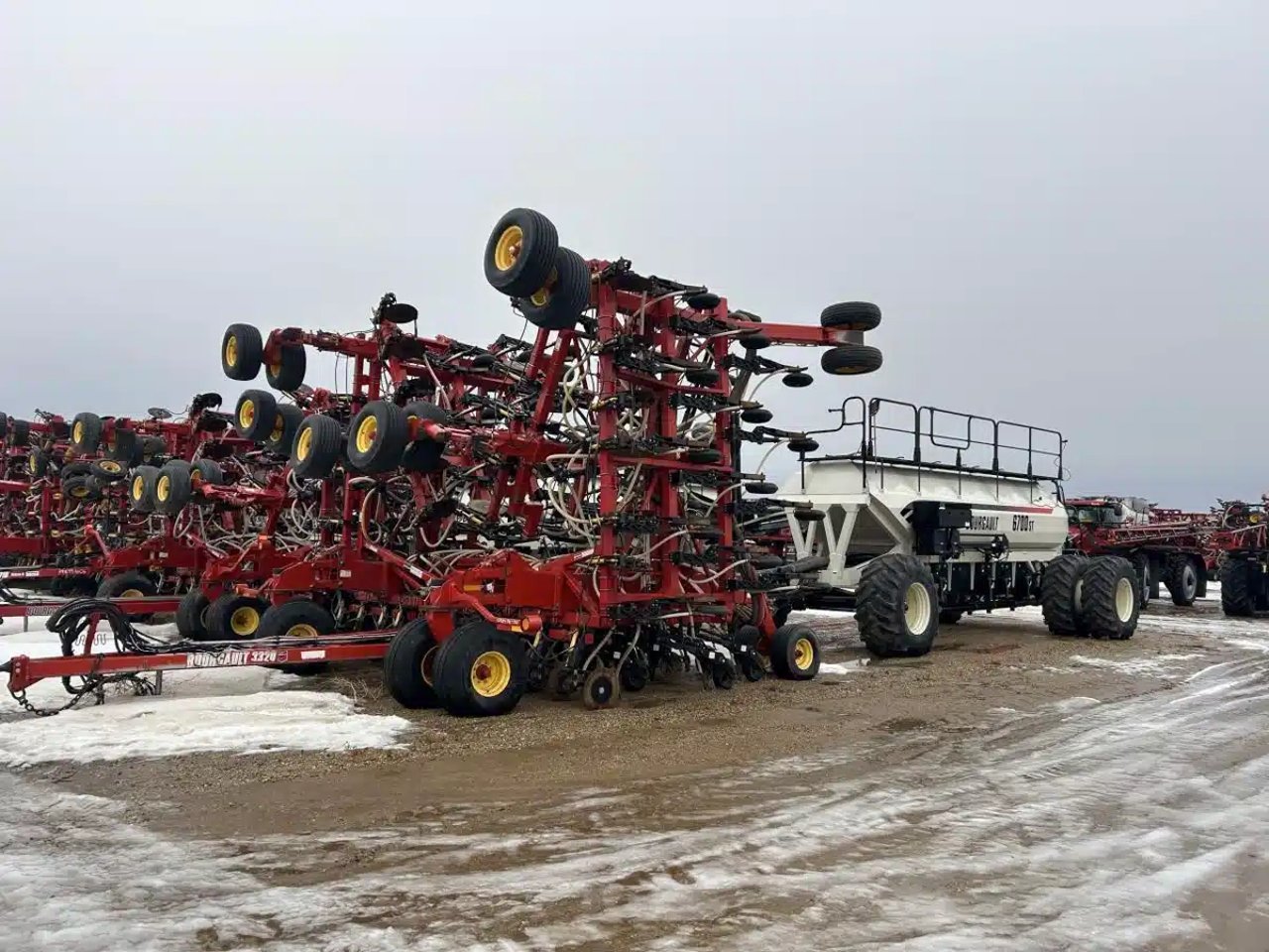 2012 Bourgault 3320-66 Semoir à air